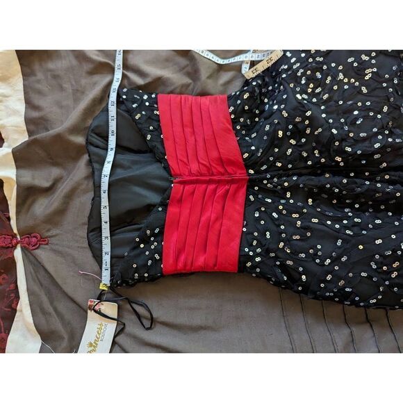 EVENINGS by allure sequined black and red strapless ballgown sz 0 - Picture 7 of 7